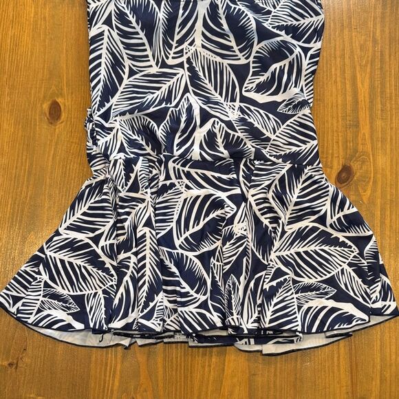 Navy & White leaf pattern swimdress built in shorts one piece swimwear NWOT XL - Picture 8 of 12